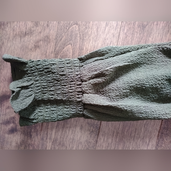 Suzy Shier blouse large army green - Picture 3 of 5